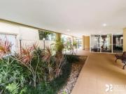 Apartamento à venda em Santa Tereza com 61 m², 2...