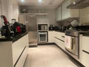 Apartamento à venda em Sumarezinho com 168 m², 4...