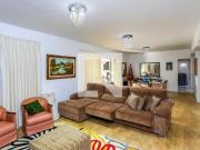 Apartamento à Venda Jardim Éster Yolanda, 3 Quartos, 234...