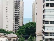 Apartamento à venda na Praia das Pitangueiras em Guarujá...