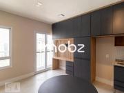 Apartamento à venda na Rua Alves Guimarães, 251...