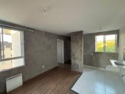 Apartamento à venda no bairro Restinga Porto Alegre/RS