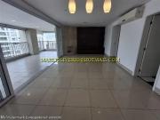 Apartamento Ã venda no Campo Belo, 223 m2, 04 suÃtes,...