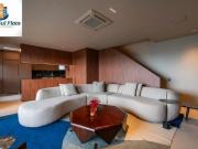 Apartamento à Venda No Campo Belo Com 1 Suíte e 3 Vagas...