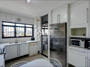 Apartamento a venda no Condomínio Edifício Calamares em...