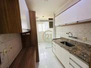 Apartamento à Venda no Condomínio Portal das Flores...