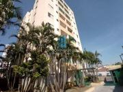 Apartamento à venda no Vila Carmosina