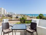 Apartamento adorável com piscina comunitária e vista...