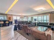 Apartamento Alto Padrão com 3 Suítes e 4 Vagas no bairro...