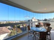 Apartamento Alto Padrão com Vista para o Mar e Sacada...