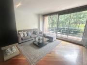 Apartamento amoblado con balcón en Chicó Reservado