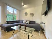 Apartamento Amoblado para Alquiler en el Poblado, Inferior