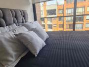 APARTAMENTO AMOBLADO TIPO LOFT NUEVO CERCA CLINICA...