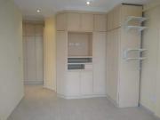 Apartamento Amplo com 3 Dormitórios e Varanda Fechada –...