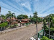 Apartamento amplo com sacada 2dormitórios 1suite