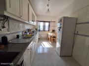 APARTAMENTO AMPLO CONFORTVEL, UM LUGAR DE GARAGEM,...