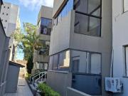 Apartamento amplo de 1 dormitório, 1 vaga, churrasqueira...