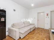 Apartamento Amplo de 2 Quartos a Venda no Alto da XV