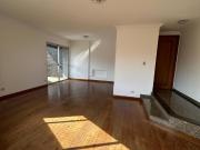 Apartamento amplo e mobiliado no Juvevê.148,04 m²