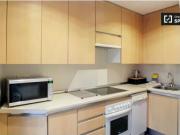 Apartamento amueblado de 2 dormitorios con terraza en...