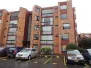 APARTAMENTO ARRIENDO MAZUREN