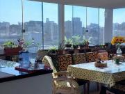 APARTAMENTO ATUALIZADO, FACE NORTE, COM 300 M2 E 3 VAGAS...