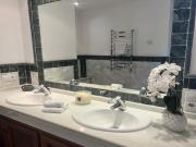 Apartamento bajo de 2 dormitorios disponible en venta en...