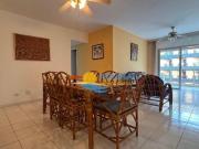 Apartamento beira mar com lazer — Enseada — Guarujá