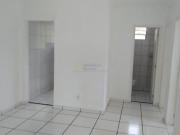 APARTAMENTO BEM LOCALIZADO E VAZIO. ACEITA TROCA