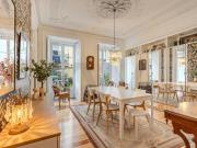 Apartamento Carismático T1+2 na Calçada de Santana,...