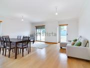 Apartamento, Carnaxide e Queijas