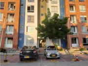 Apartamento Cerca al terminal en Conjunto Cerrado Sta...