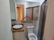 Apartamento com 01 Quarto em Andar Alto com Varanda e...