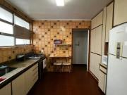 Apartamento com 176 metros de área útil, para locação, no J