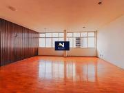 Apartamento com 199m², 3 quartos, 1 suíte, 1 vaga à...