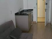 Apartamento com 1 dormitório para alugar, 27 m² por R$...