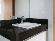 Apartamento com 1 dormitório para alugar, 31 m² por R$...