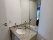 Apartamento com 1 dormitório para alugar, 32 m² por R$...