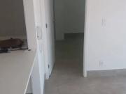 Apartamento com 1 dormitório para alugar, 38 m² por R$...