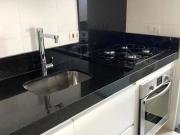 Apartamento com 1 dormitório para alugar, 46 m² por R$...