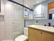 Apartamento com 1 dormitório para alugar, 53 m² por R$...