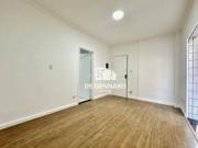 Apartamento com 1 dormitório à venda, 51 m² por R$...