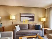 Apartamento com 1 dormitório à venda, 62 m² por R$...