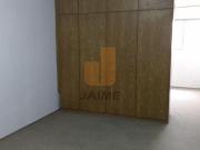 Apartamento com 1 dormitório e 1 vaga, ótima localização...