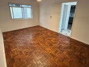 Apartamento com 1 dormitório na Rua Capote Valente Pinheiros