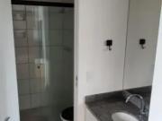 Apartamento com 1 dormitório para alugar, 30 m² por R$...