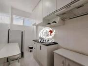 Apartamento com 1 dormitório para alugar, 50 m² por R$...