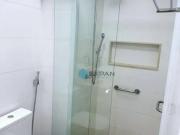 Apartamento com 1 dormitório para alugar, 68 m² por R$...