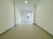 Apartamento com 1 dormitório, todo reformado, varanda,...
