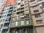 Apartamento com 1 quarto e 47m² para alugar em Centro...